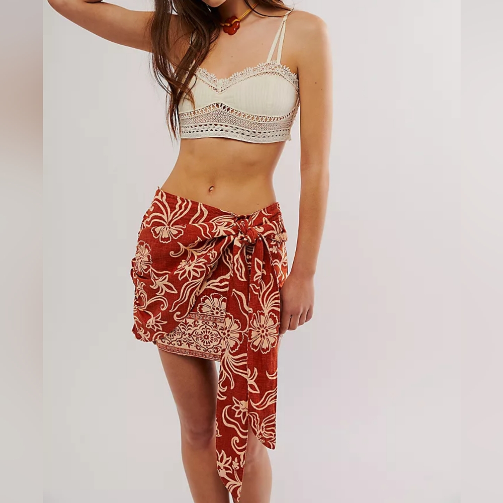 FREE PEOPLE Sweet As Beach Mini Skirt NWT - 12